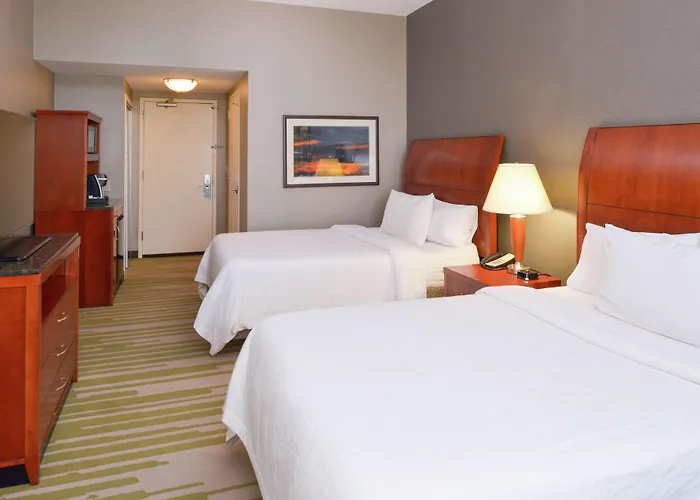 Hilton Garden Pivot Point Hotel 3*